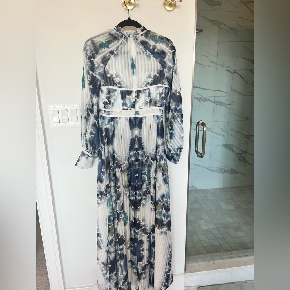 Karen Millen Blue and White Maxi Dress - Picture 5 of 10